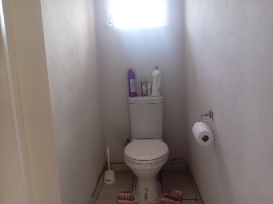 3 Bedroom Property for Sale in Kanana North West